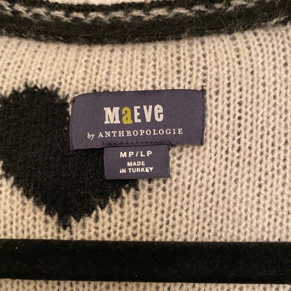 Maeve Black and White Heart Cardigan - Picture 4 of 4